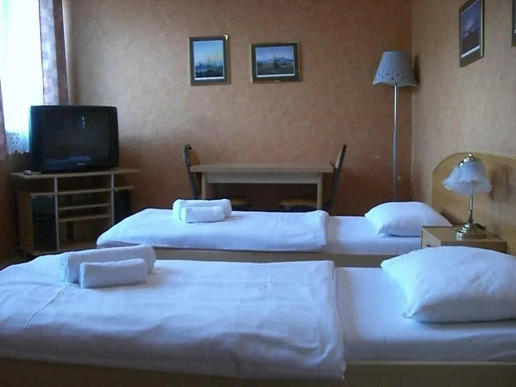 וינה Hotel Peck