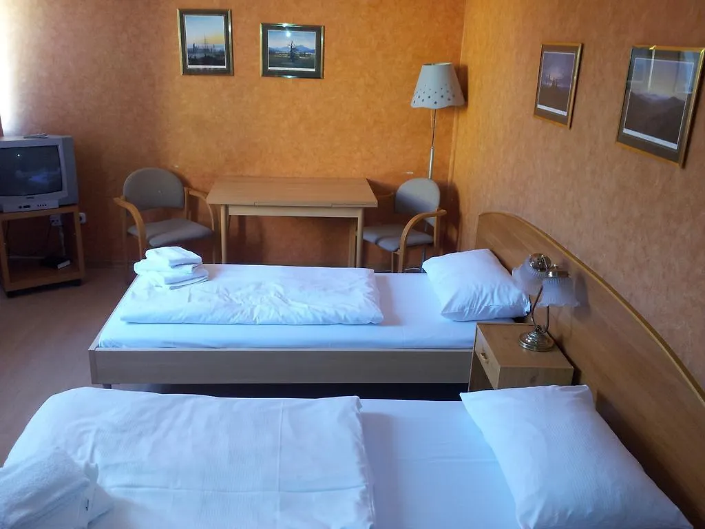 **  וינה Hotel Peck אוסטריה